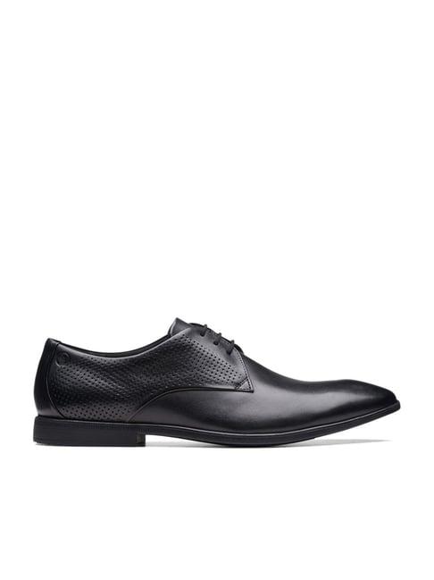 clarks men's boswyn black derby shoes