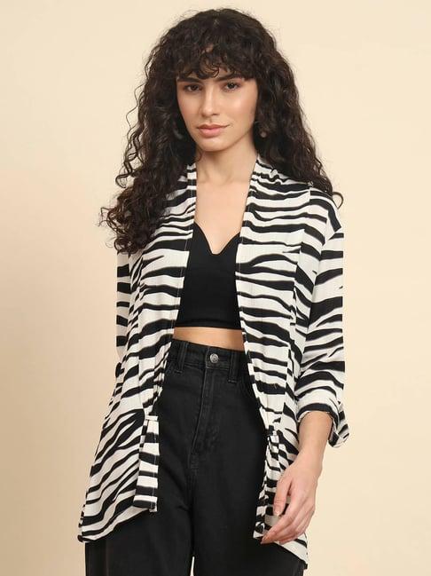 trend arrest black & white animal print shrug