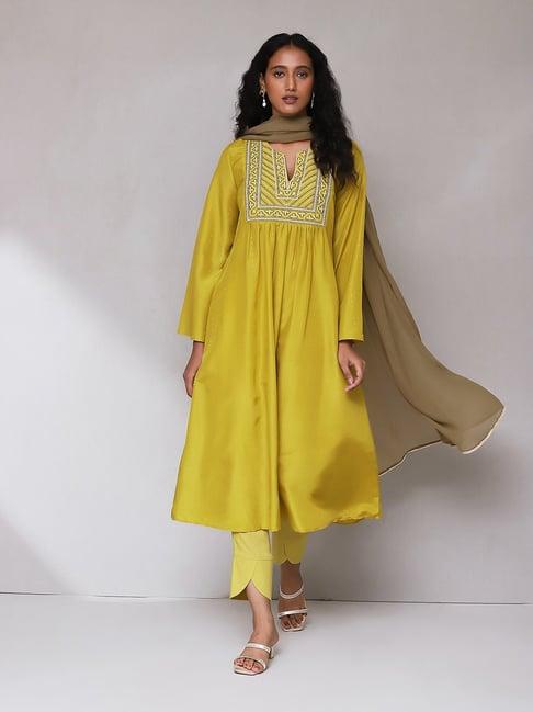 aarke ritu kumar green embroidered kurta with pant & dupatta