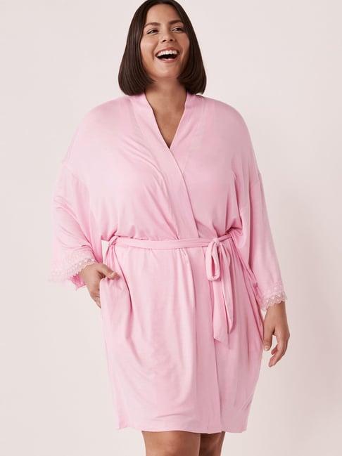 la vie en rose pink v neck robe