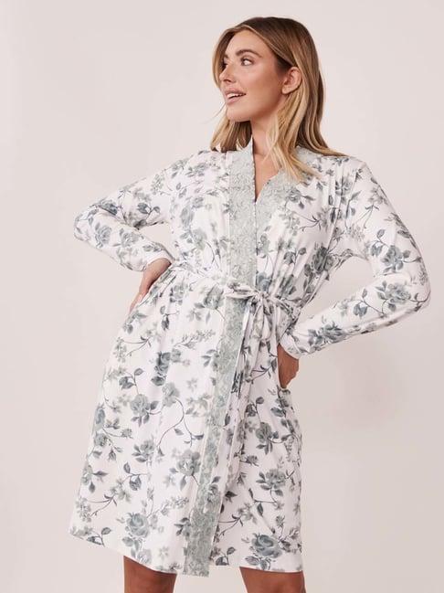 la vie en rose white & grey floral print robe