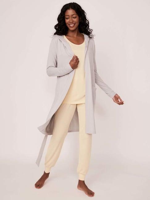 la vie en rose grey hooded robe