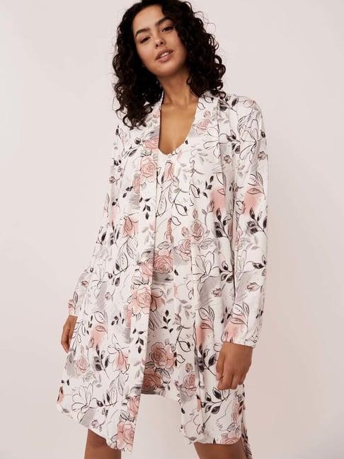 la vie en rose white floral print robe