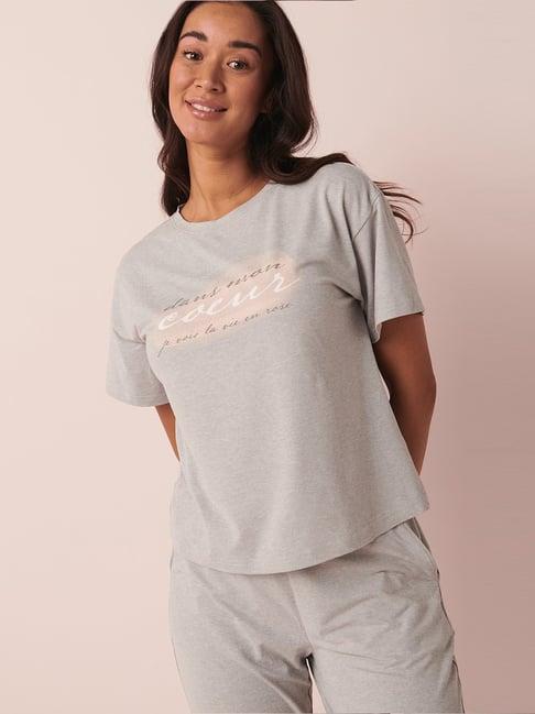 la vie en rose grey printed t-shirt