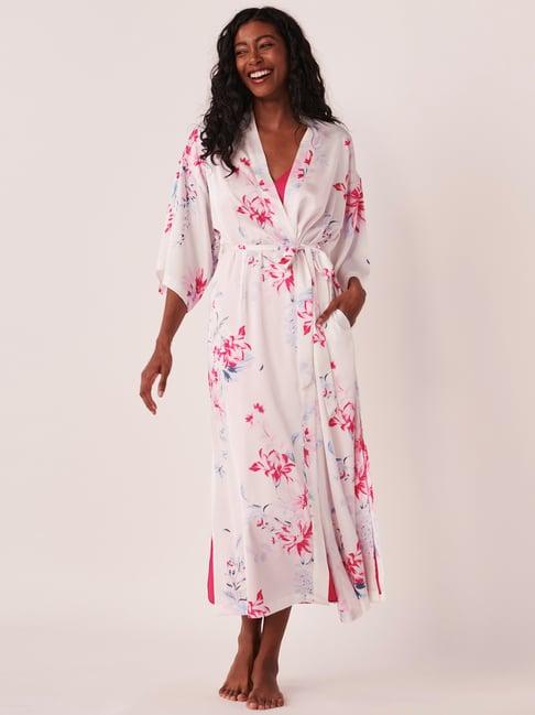 la vie en rose white printed robe