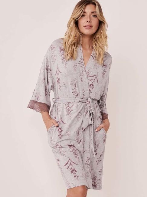 la vie en rose grey floral print robe