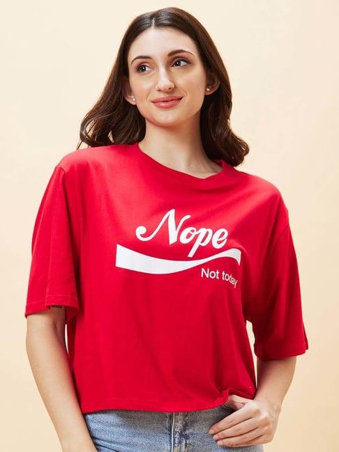 globus red printed crop t-shirt