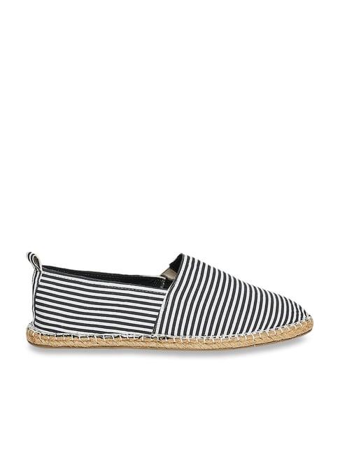 styli men's black & white plimsolls