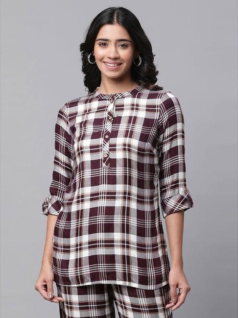 aurelia maroon chequered straight short kurti