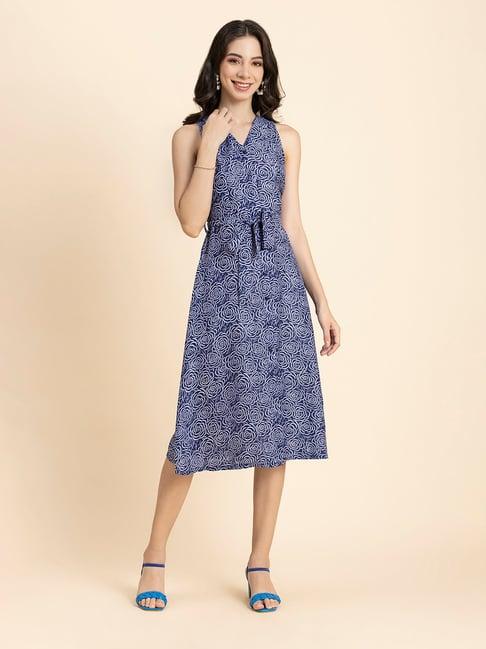 moomaya blue & white floral print wrap dress