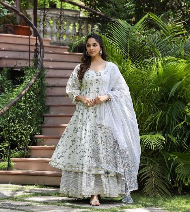 everbloom ivory raahi printed layered dress with dupatta