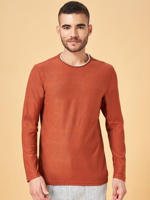 7 alt by pantaloons rust slim fit t-shirt