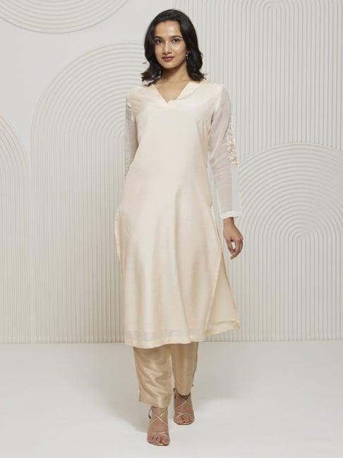 artagai shell kashida v-neck kurta with kashida embroidery