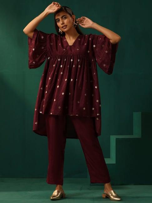 truebrowns maroon woven pattern kurti pant set