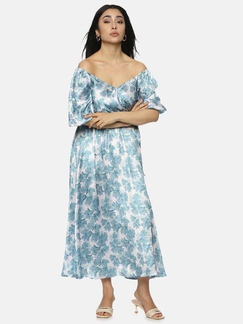 isu blue & white floral print wrap dress