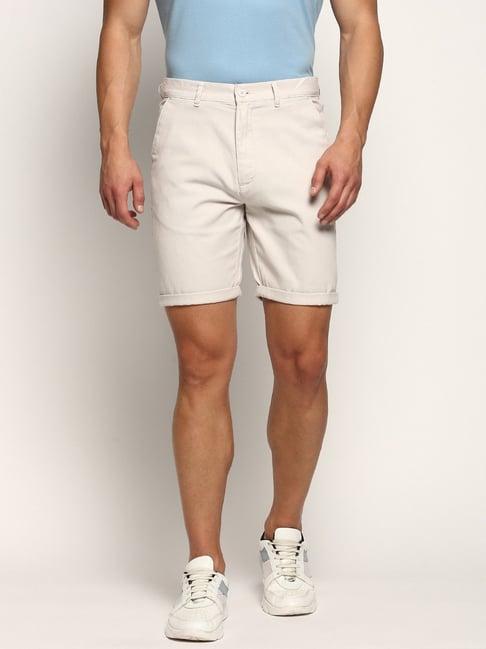 showoff cream slim fit shorts