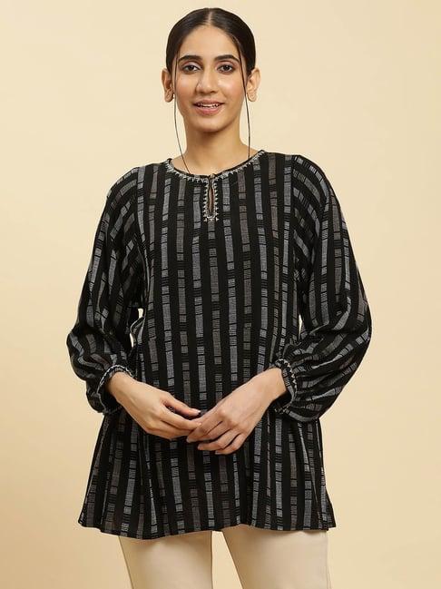 w black striped a line kurti