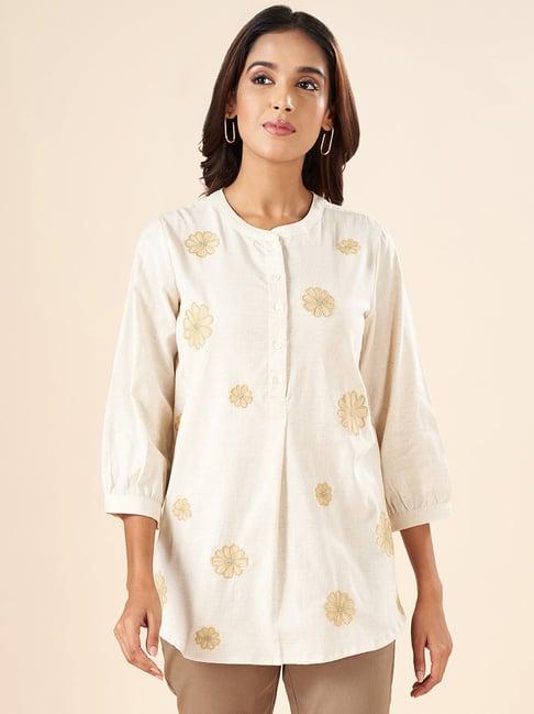 akkriti by pantaloons off-white cotton embroidered tunic