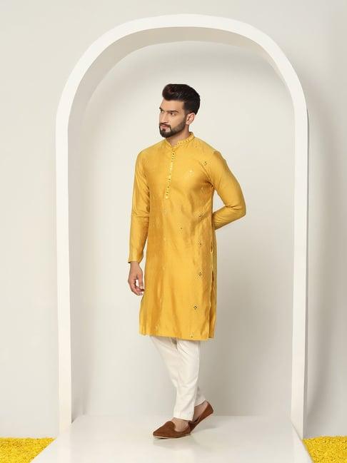 kisah mustard & off white regular fit self design kurta & pants set