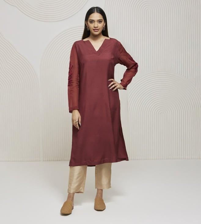 artagai tawny port v-neck kurta with kashida embroidery