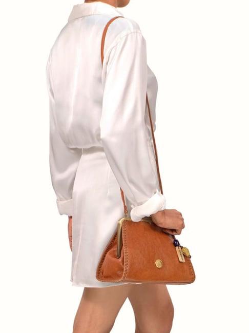 hidesign ei flourish 03 tan leather solid sling handbag