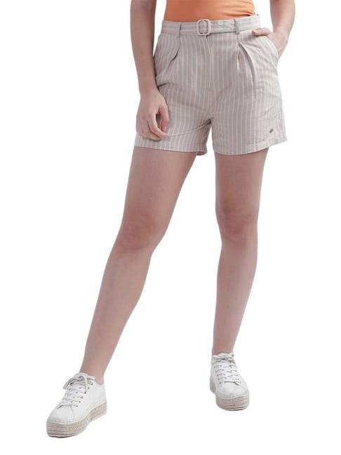 elle beige striped mid rise shorts