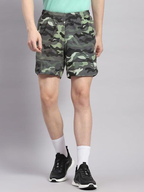 rock.it green regular fit printed shorts