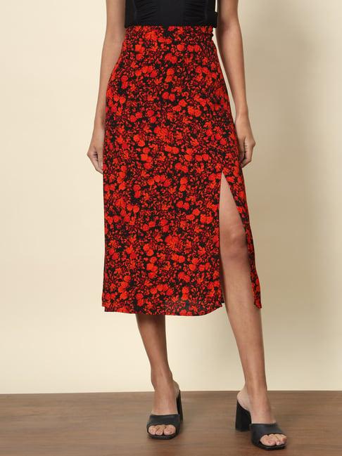 trend arrest red & black floral print skirt