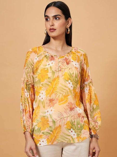 marigold lane yellow floral print top