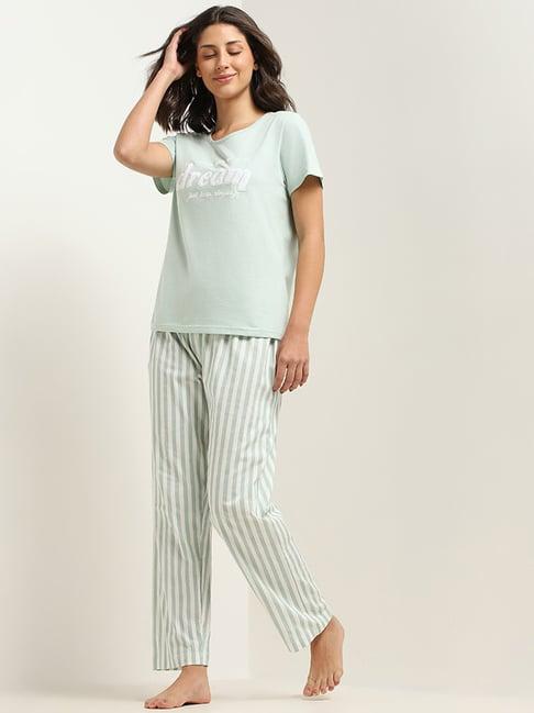 wunderlove by westside green printed t-shirt & pyjamas set