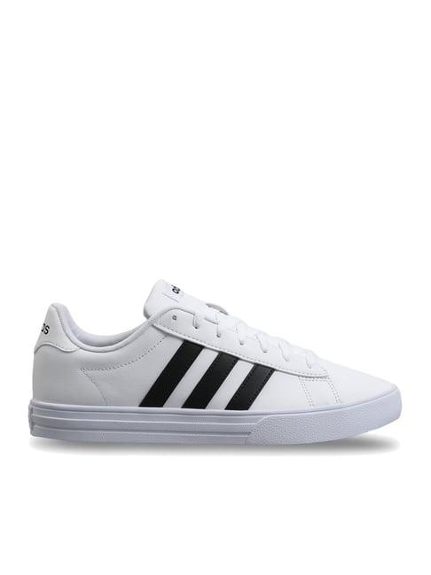 adidas men's daily 2.0 white casual sneakers