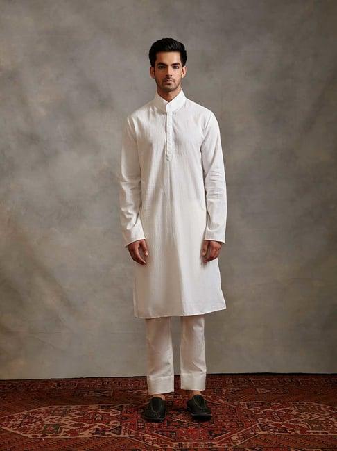 abhishti white regular fit kurta