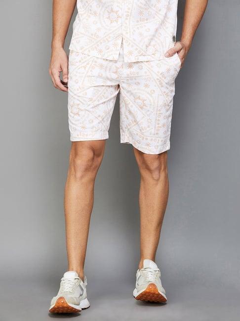 smileyworld white regular fit printed shorts