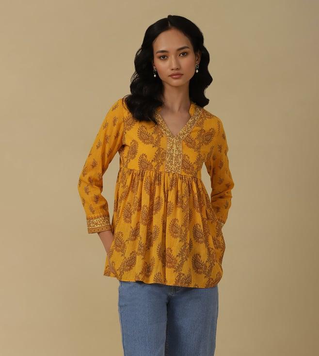 aarke ritu kumar marigold yellow paisley print kurti with camisole