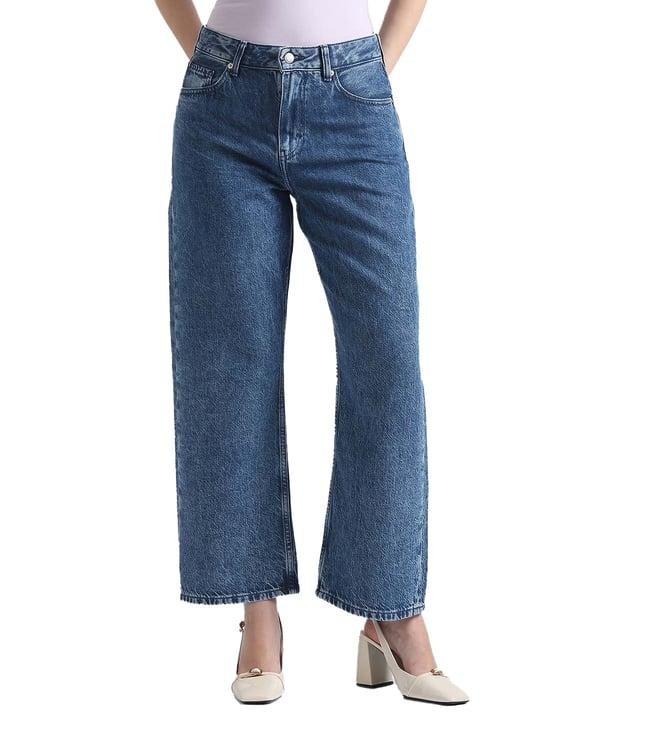 tommy hilfiger relaxed fit lea rinse washed mid rise jeans