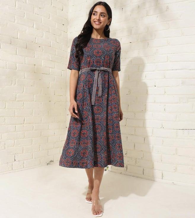 fabindia blue cotton floral print boat neck regular fit women panelled belted dress