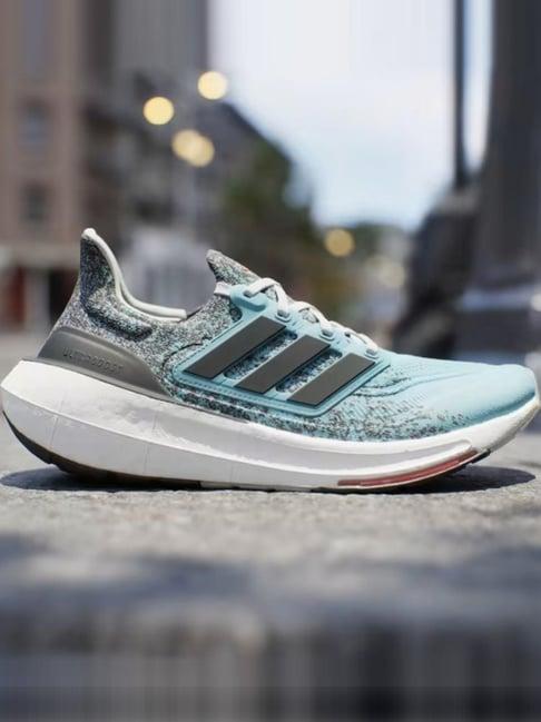 adidas men's ultraboost light sky blue running shoes