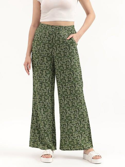 united colors of benetton black & green modal floral print regular fit mid rise trousers