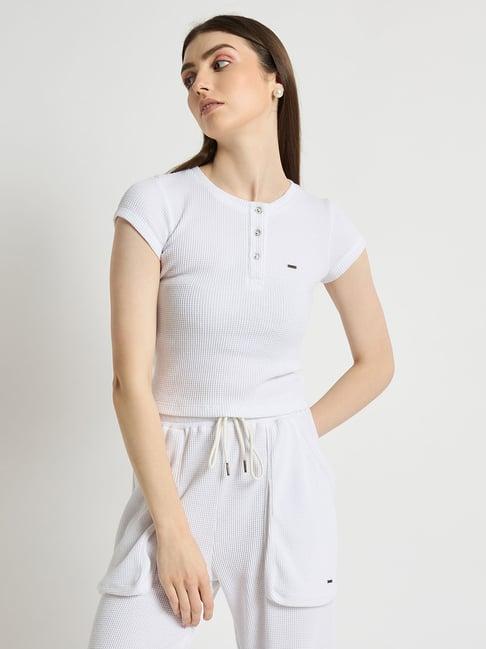 edrio white cotton regular fit crop top