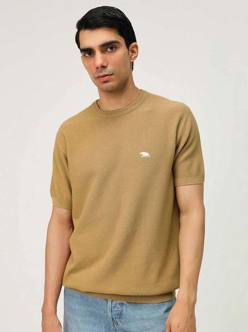 andamen brown regular fit textured crew t-shirt