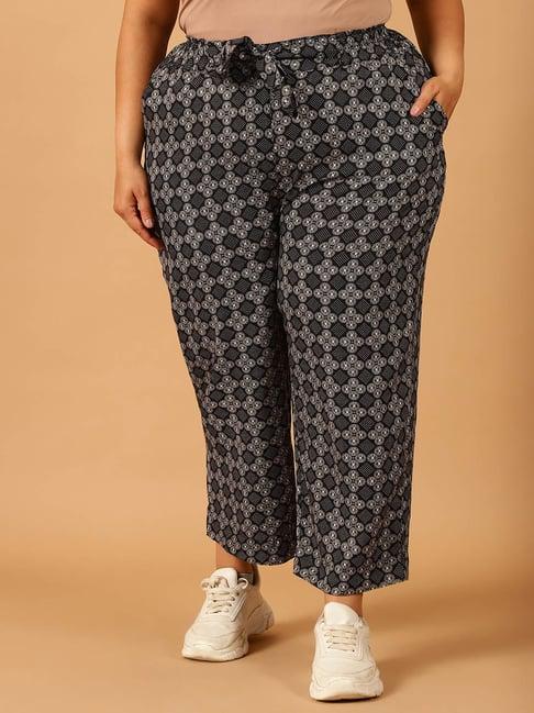 moms maternity black & white geometric print regular fit mid rise plus size trousers