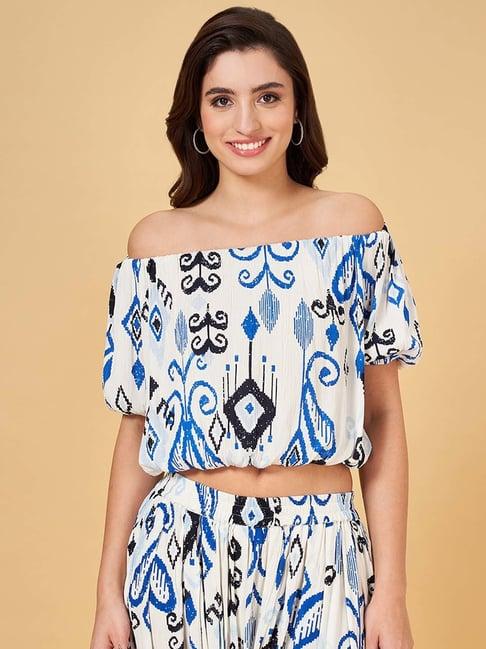 yu by pantaloons white & blue printed crop top