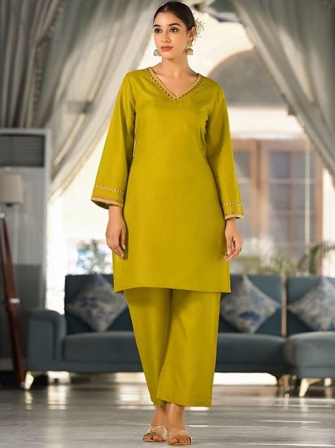 varanga green embroidered kurti pant set