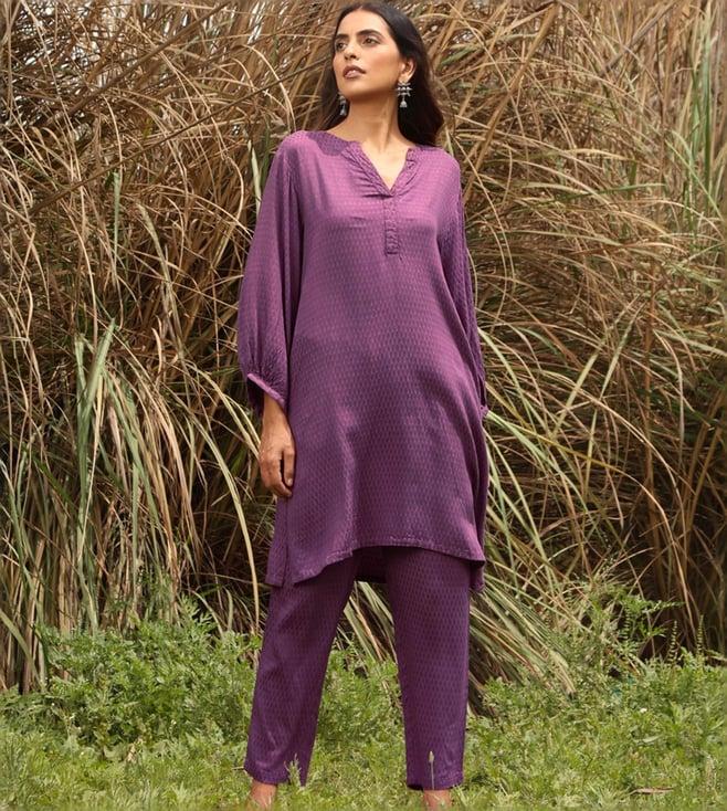 truebrowns light purple malang-2 viscose dobby relaxed top with pant co-ord set