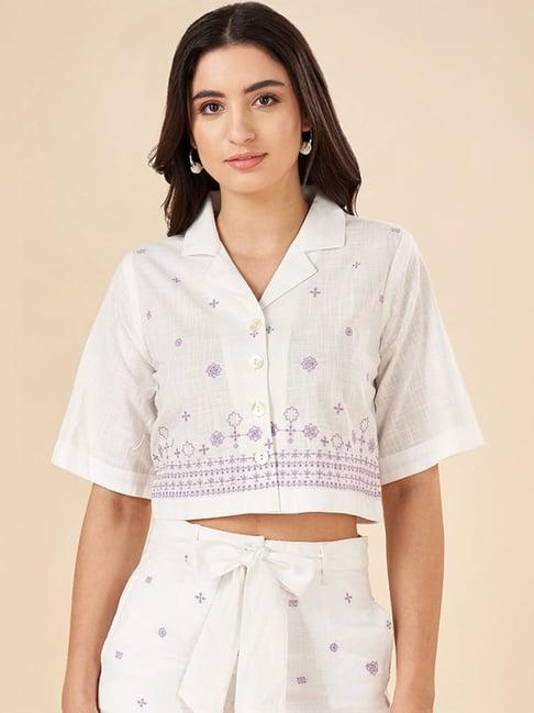 akkriti by pantaloons snow white embroidered crop shirt