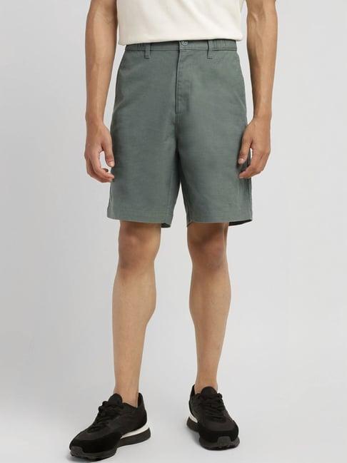 levi's green regular fit shorts