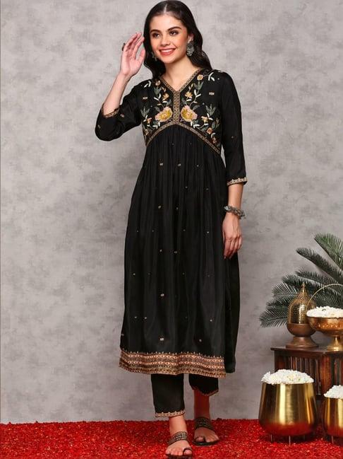 ishin black embroidered kurta & pants set