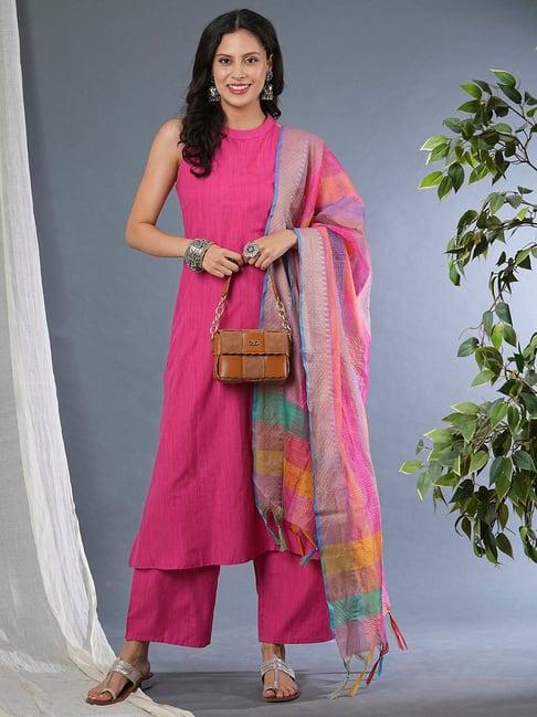 globus pink cotton textured kurta with pants & dupatta