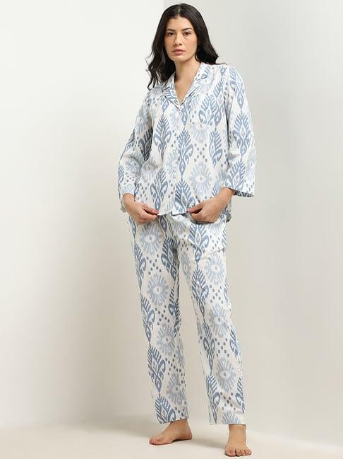 wunderlove by westside blue ikat cotton shirt & mid-rise pyjamas set