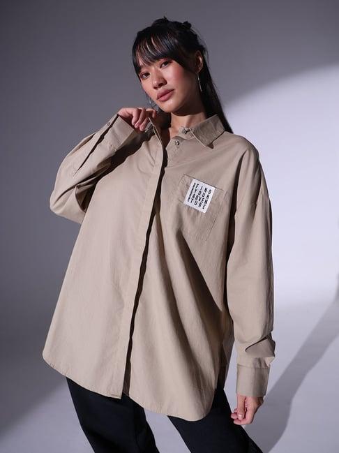 hubberholme beige cotton graphic print oversized shirt